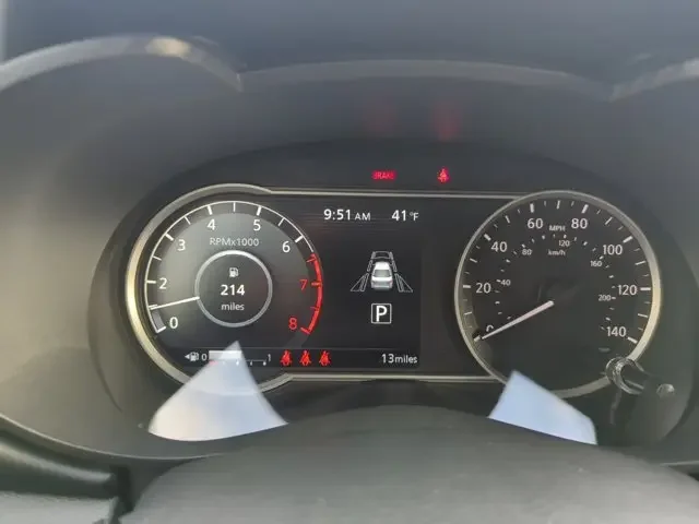 Nuevos NISSAN VERSA à Estados chez autogozo