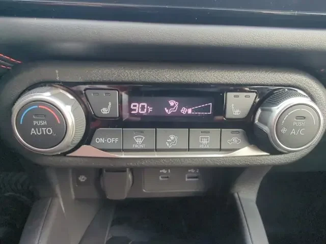 Nuevos NISSAN VERSA à Estados chez autogozo