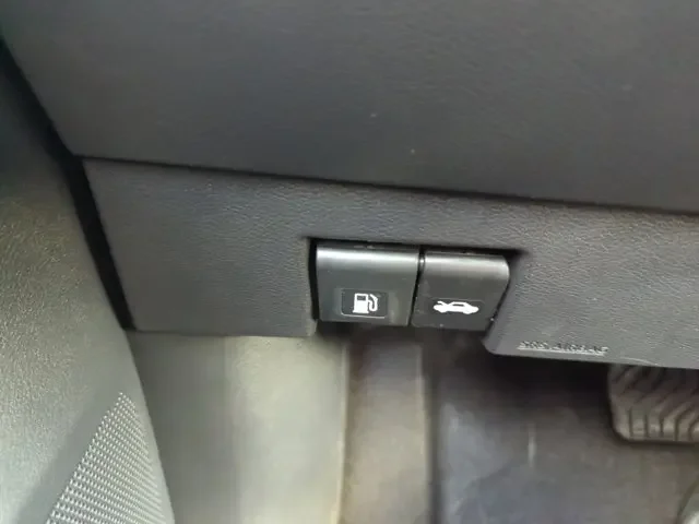 Nuevos NISSAN VERSA à Estados chez autogozo