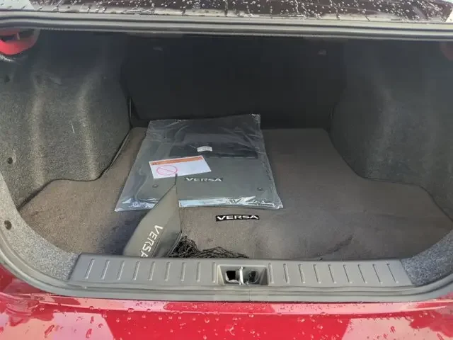 Nuevos NISSAN VERSA à Estados chez autogozo