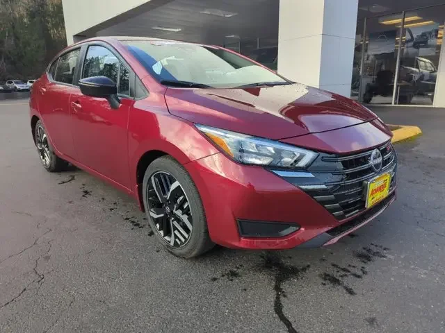 Nuevos NISSAN VERSA à Estados chez autogozo