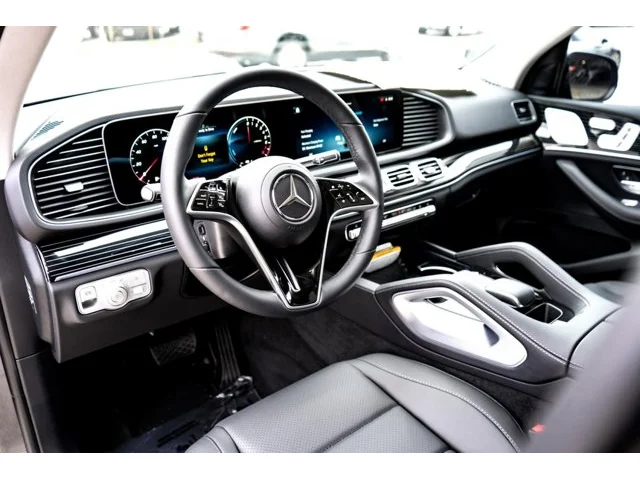 Nuevos MERCEDES-BENZ GLE à Estados chez autogozo