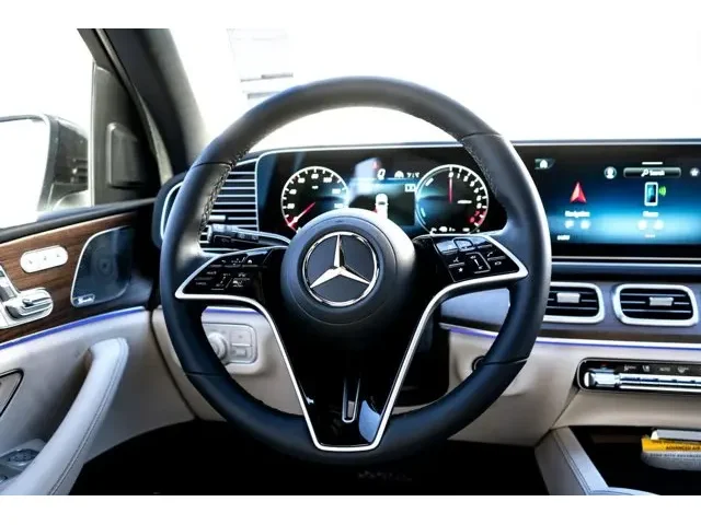 Nuevos MERCEDES-BENZ GLE à Estados chez autogozo