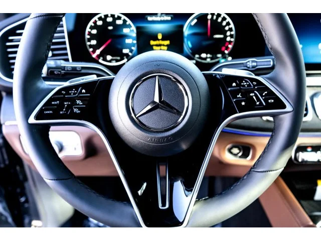 Nuevos MERCEDES-BENZ GLE à Estados chez autogozo