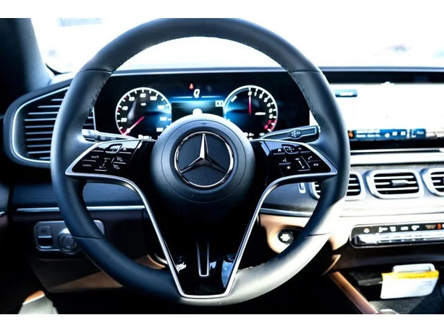 Nuevos MERCEDES-BENZ GLE à Estados chez autogozo