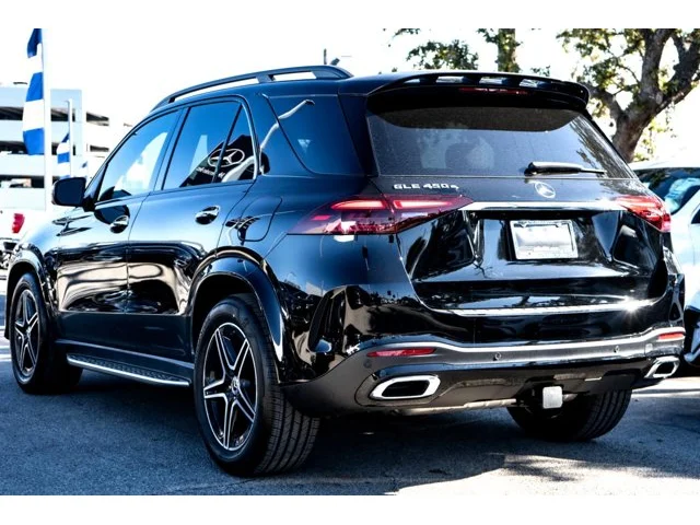 Nuevos MERCEDES-BENZ GLE à Estados chez autogozo