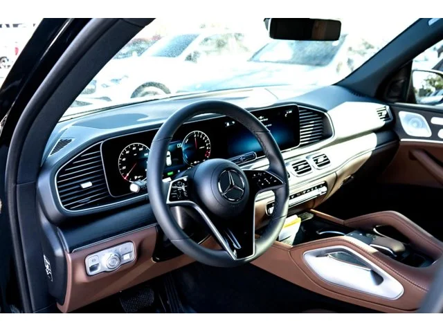 Nuevos MERCEDES-BENZ GLE à Estados chez autogozo
