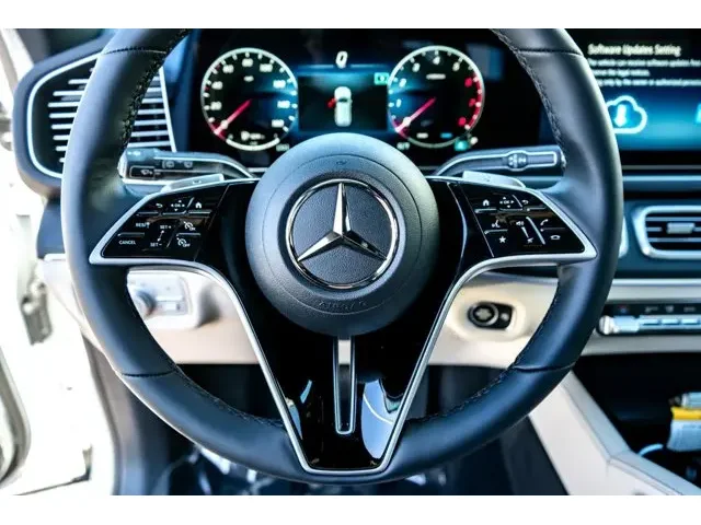 Nuevos MERCEDES-BENZ GLE à Estados chez autogozo