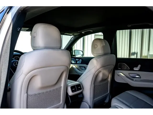 Nuevos MERCEDES-BENZ GLE à Estados chez autogozo