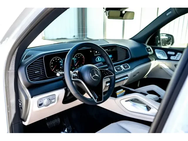 Nuevos MERCEDES-BENZ GLE à Estados chez autogozo