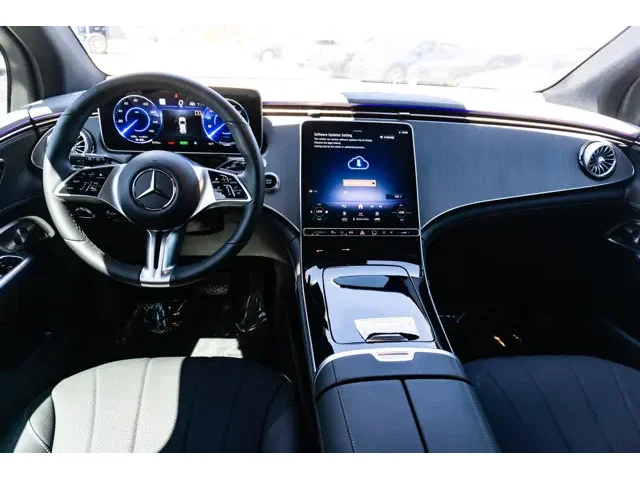 SEMINUEVOS MERCEDES-BENZ EQE a Estados en autogozo