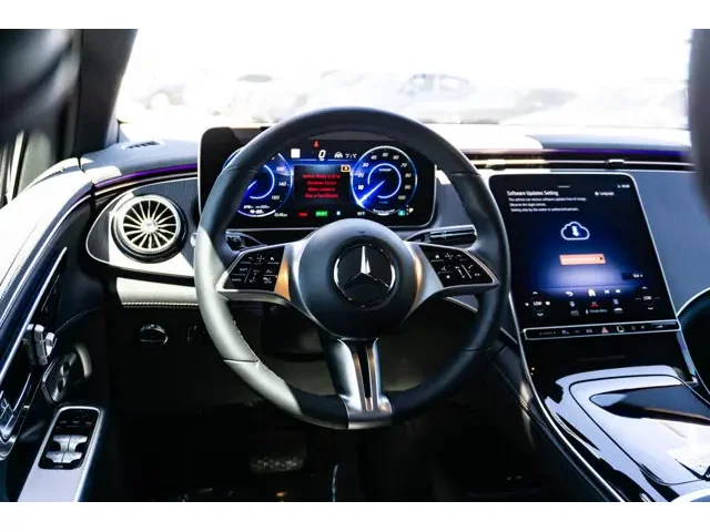 SEMINUEVOS MERCEDES-BENZ EQE a Estados en autogozo