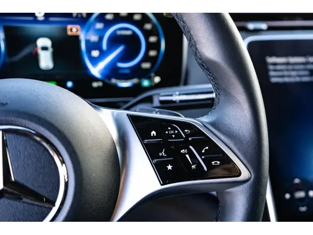 SEMINUEVOS MERCEDES-BENZ EQE a Estados en autogozo