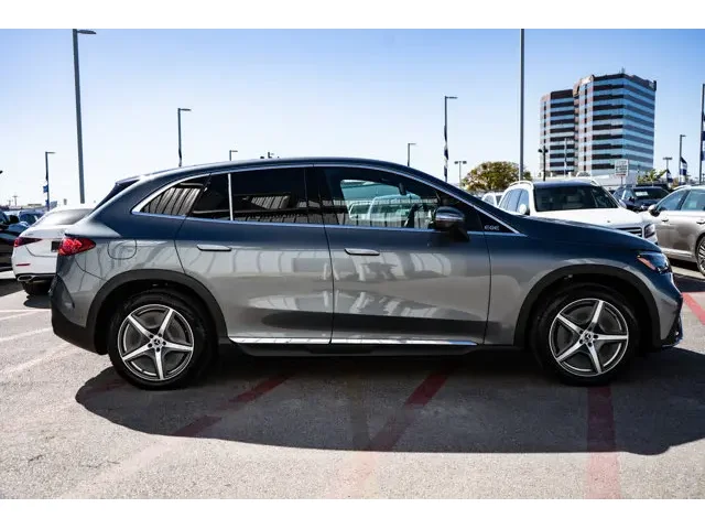 SEMINUEVOS MERCEDES-BENZ EQE a Estados en autogozo