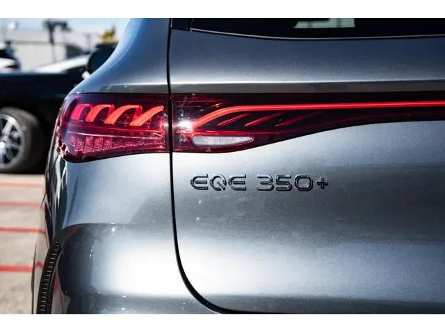 SEMINUEVOS MERCEDES-BENZ EQE a Estados en autogozo