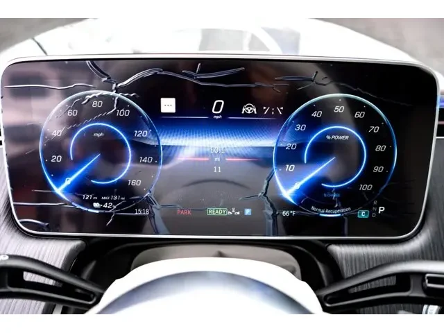 Nuevos MERCEDES-BENZ EQE à Estados chez autogozo