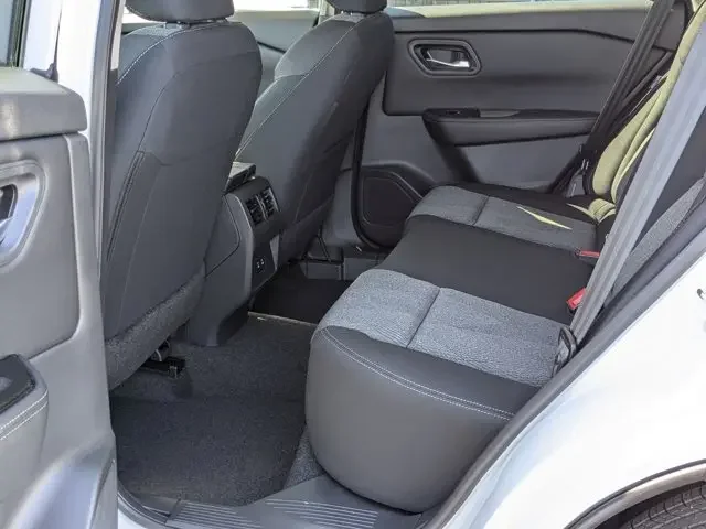 Nuevos NISSAN ROGUE à Estados chez autogozo