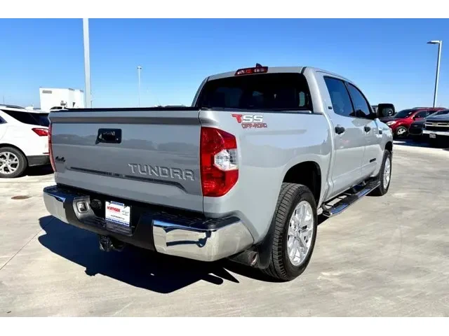 SEMINUEVOS TOYOTA Tundra 4WD a Estados en autogozo