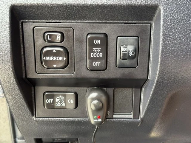 SEMINUEVOS TOYOTA Tundra 4WD a Estados en autogozo