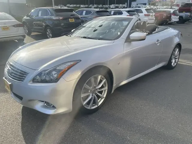 SEMINUEVOS INFINITI Q60 Convertible a Estados en autogozo