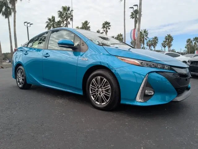 SEMINUEVOS TOYOTA Prius Prime a Estados en autogozo