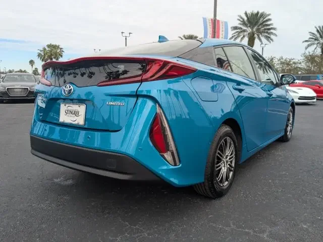 SEMINUEVOS TOYOTA Prius Prime a Estados en autogozo