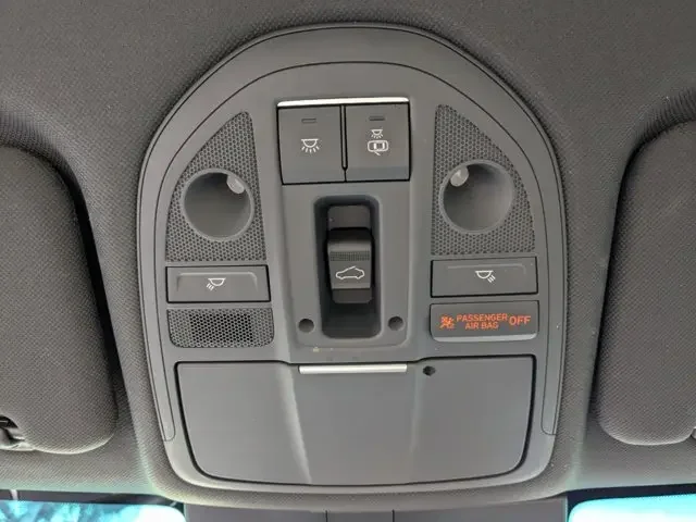 SEMINUEVOS GENESIS G70 a Estados en autogozo