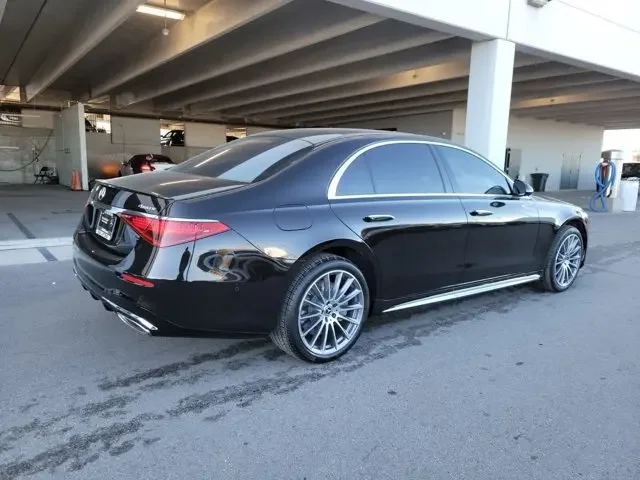 Nuevos MERCEDES-BENZ S-CLASS à Estados chez autogozo