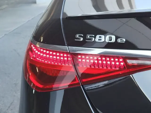 Nuevos MERCEDES-BENZ S-CLASS à Estados chez autogozo