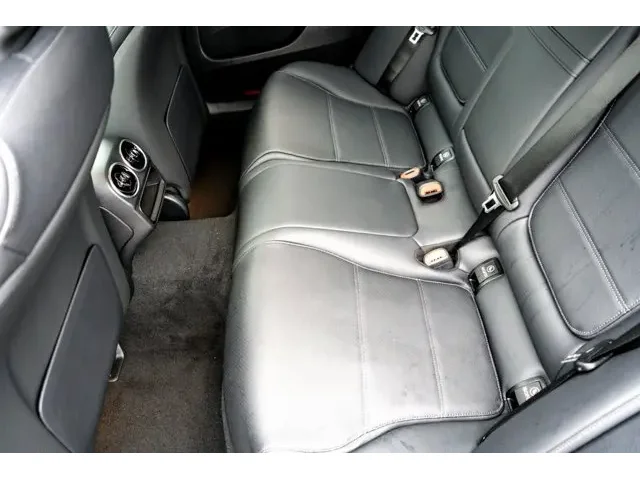 Nuevos MERCEDES-BENZ C-CLASS à Estados chez autogozo