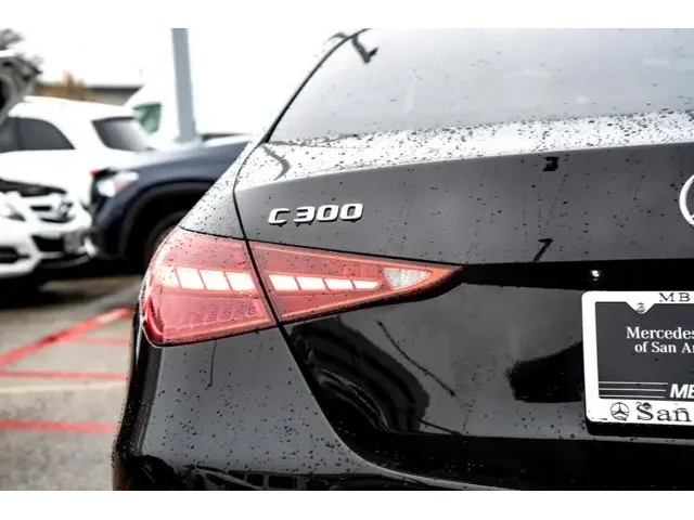 Nuevos MERCEDES-BENZ C-CLASS à Estados chez autogozo