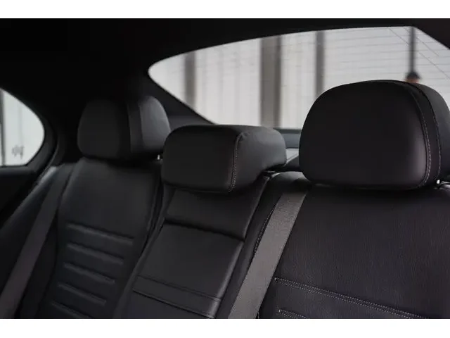 Nuevos MERCEDES-BENZ C-CLASS à Estados chez autogozo