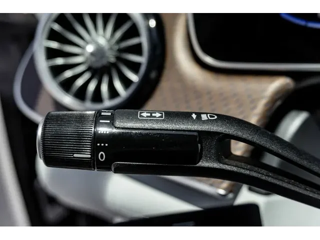 SEMINUEVOS MERCEDES-BENZ EQE a Estados en autogozo