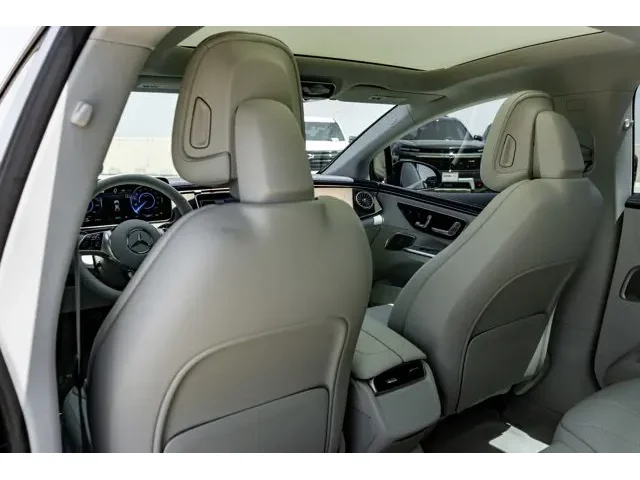 SEMINUEVOS MERCEDES-BENZ EQE a Estados en autogozo