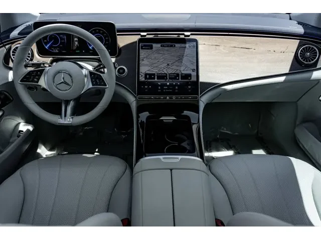SEMINUEVOS MERCEDES-BENZ EQE a Estados en autogozo