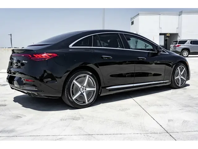 SEMINUEVOS MERCEDES-BENZ EQE a Estados en autogozo