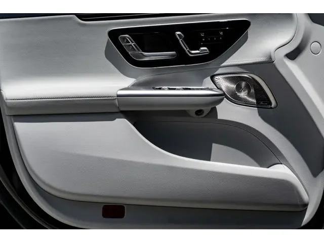 SEMINUEVOS MERCEDES-BENZ EQE a Estados en autogozo