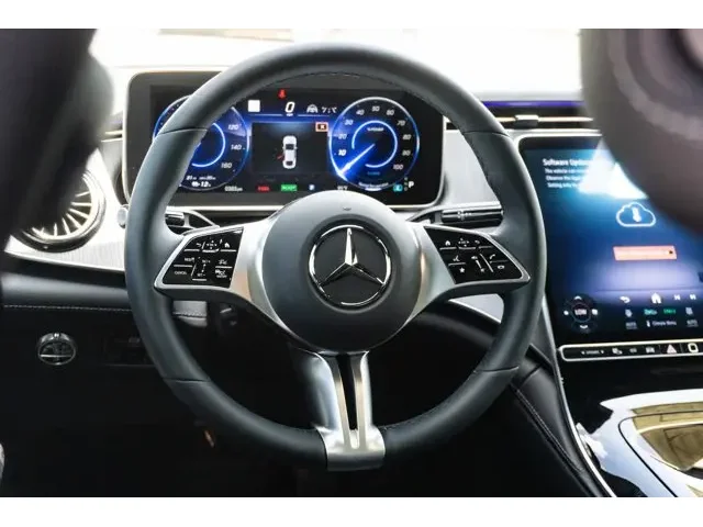 Nuevos MERCEDES-BENZ EQE à Estados chez autogozo