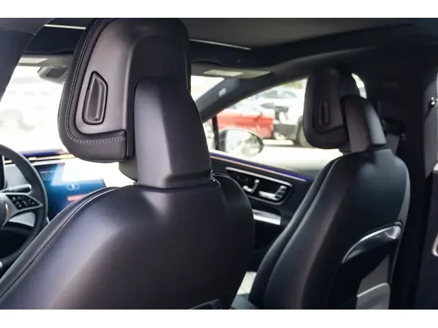 Nuevos MERCEDES-BENZ EQE à Estados chez autogozo