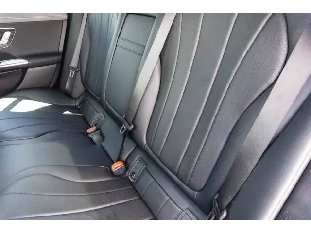 Nuevos MERCEDES-BENZ EQE à Estados chez autogozo