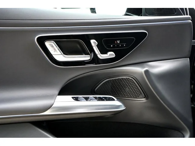 Nuevos MERCEDES-BENZ E-CLASS à Estados chez autogozo