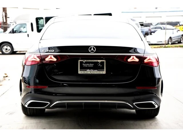 Nuevos MERCEDES-BENZ E-CLASS à Estados chez autogozo