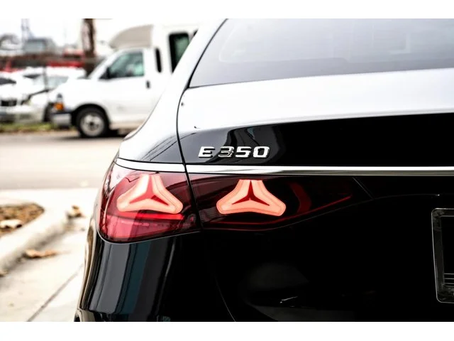 Nuevos MERCEDES-BENZ E-CLASS à Estados chez autogozo