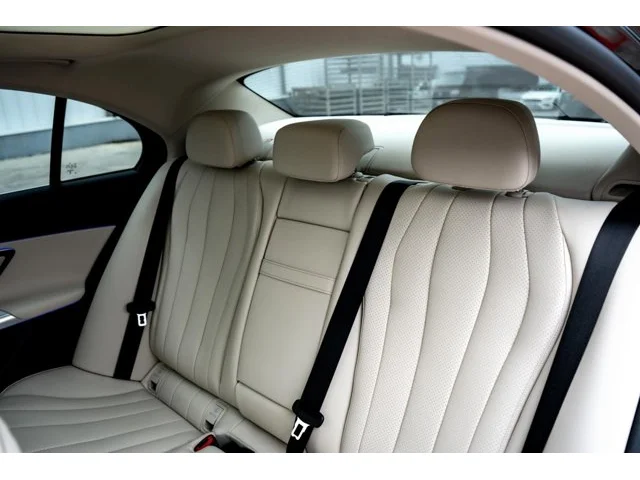 Nuevos MERCEDES-BENZ E-CLASS à Estados chez autogozo