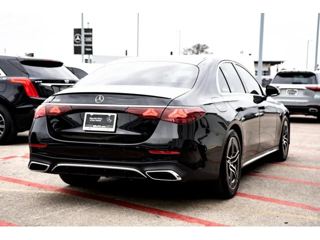 Nuevos MERCEDES-BENZ E-CLASS à Estados chez autogozo