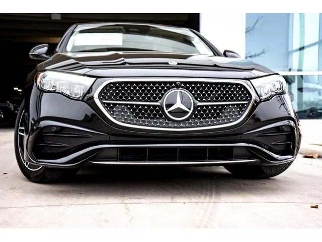 Nuevos MERCEDES-BENZ E-CLASS à Estados chez autogozo