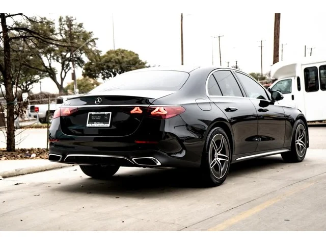 Nuevos MERCEDES-BENZ E-CLASS à Estados chez autogozo