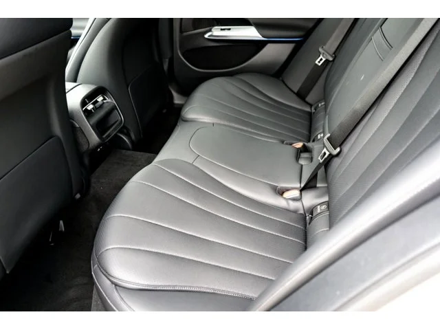 Nuevos MERCEDES-BENZ E-CLASS à Estados chez autogozo