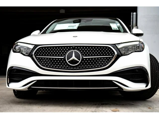 Nuevos MERCEDES-BENZ E-CLASS à Estados chez autogozo