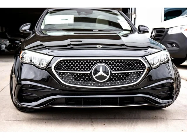 Nuevos MERCEDES-BENZ E-CLASS à Estados chez autogozo